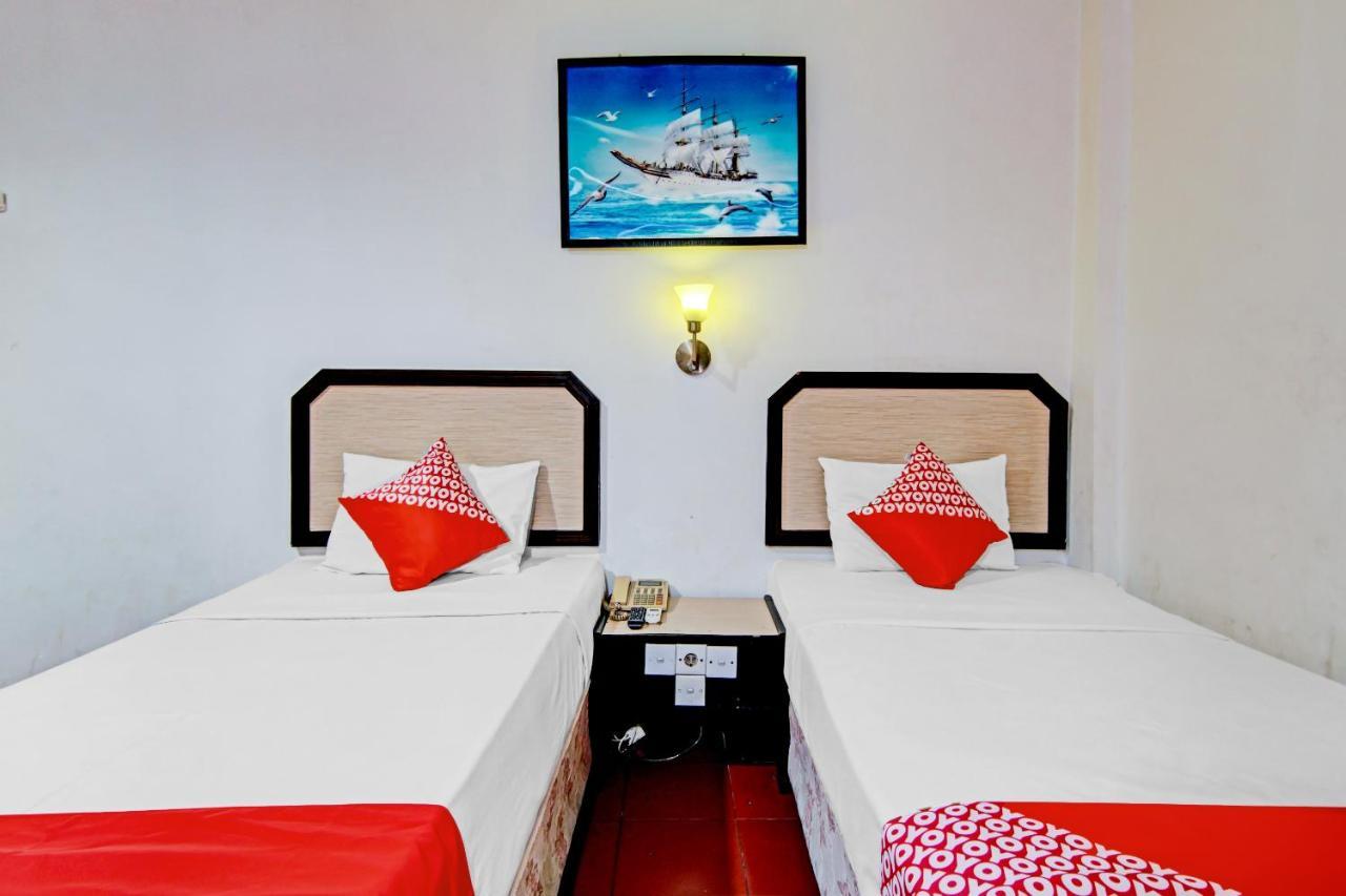 Oyo 90697 Hotel Wisata Думай Экстерьер фото
